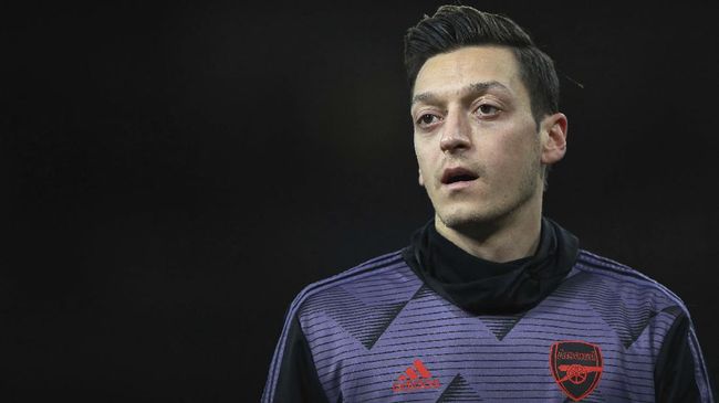 Pesan Ozil ke Muslim Dunia